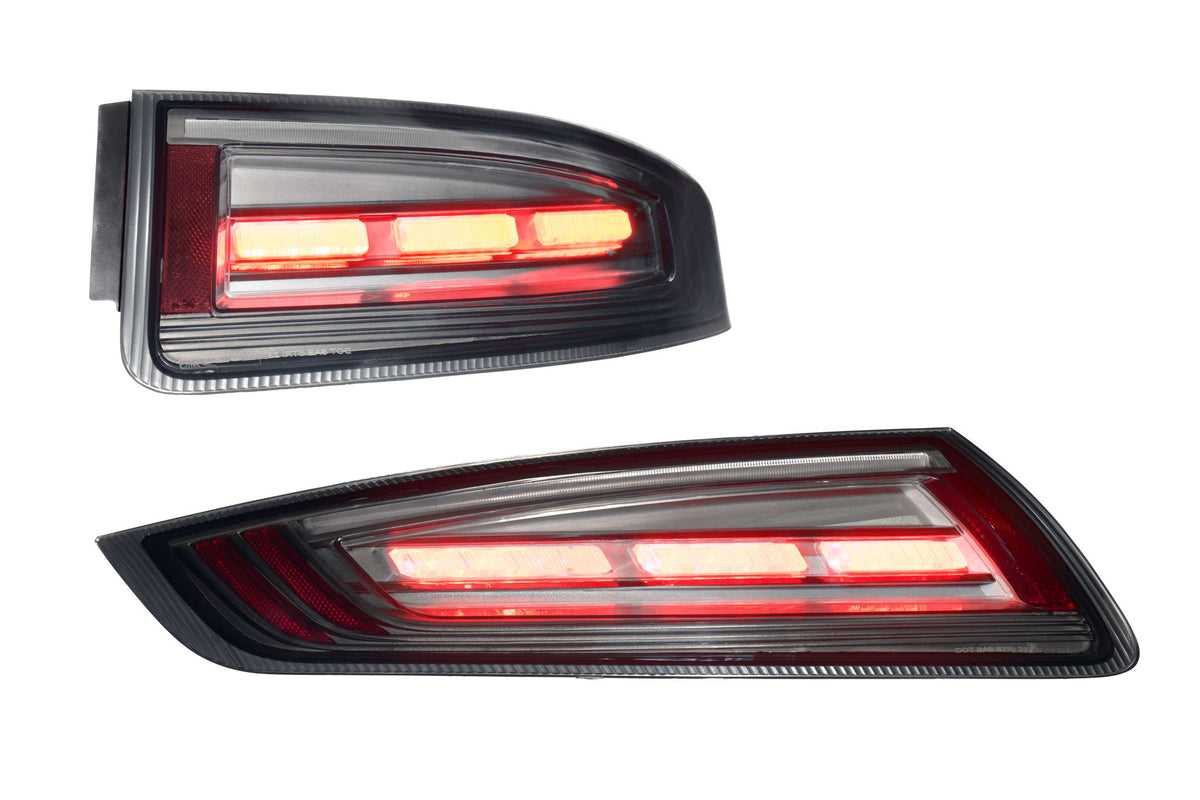 Porsche 997.1 smoked lens tail lights, illuminated view